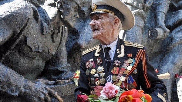 Акция Бессмертный Полк в Карши 2025г